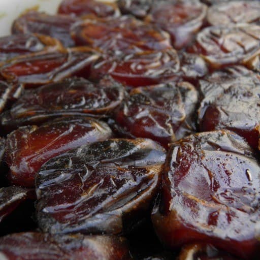 تصویر 3 از خرما پیارم درجه یک ممتاز قابل ارائه در بسته بندی های مختلف